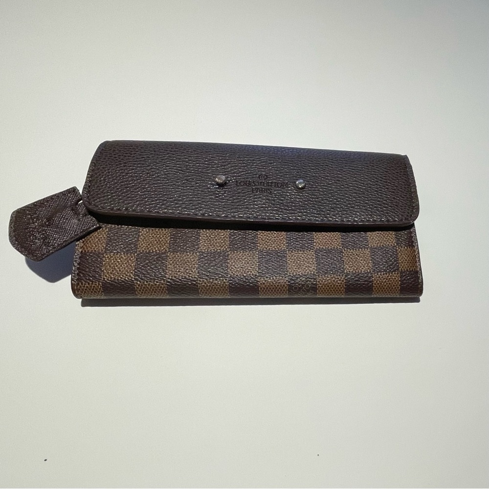 Louis Vuitton Checkered Wallet
